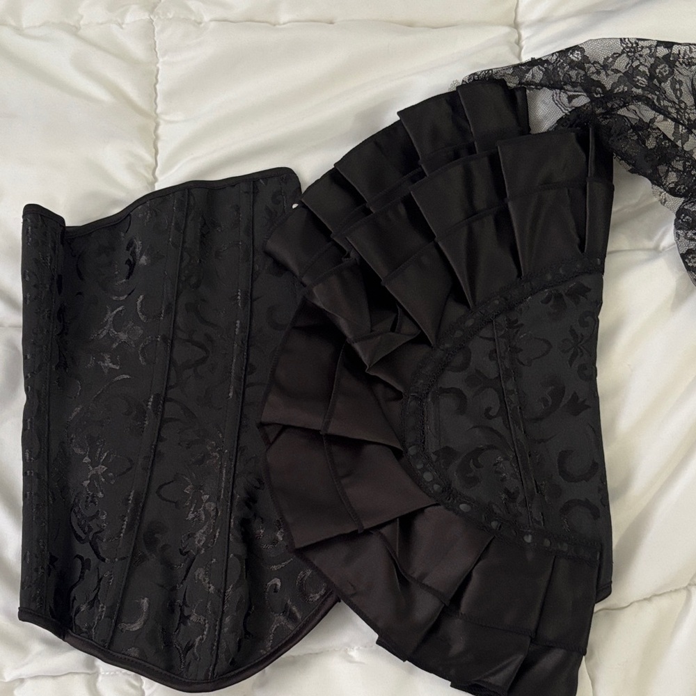 Elegant Black Lace Corset